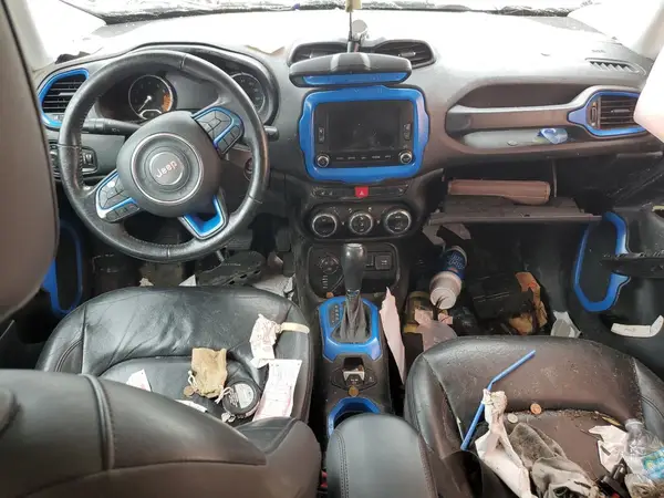 ZACCJBCB3HPG10466 2017 JEEP RENEGADE - Image 8