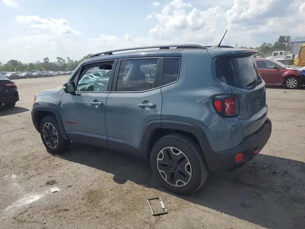 ZACCJBCB3HPG29440 2017 JEEP RENEGADE - Image 2