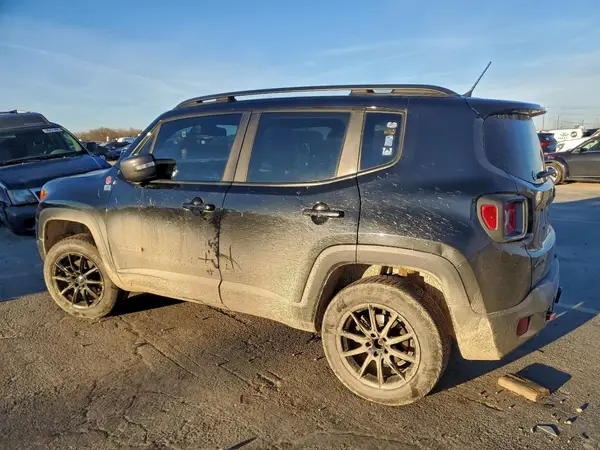 ZACCJBCB3HPG51504 2017 JEEP RENEGADE - Image 2