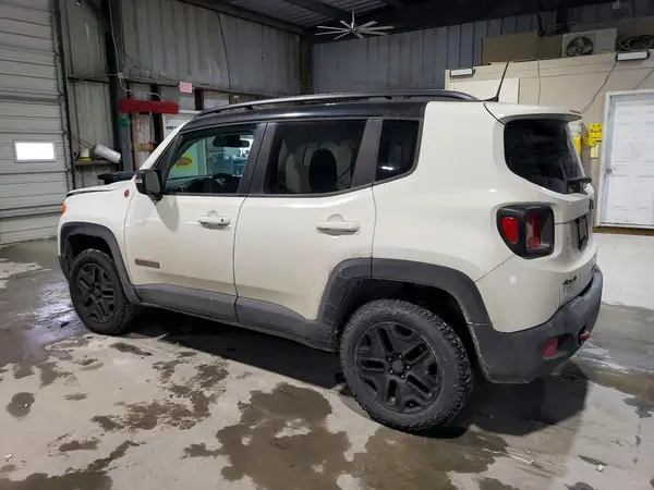 ZACCJBCB3JPG77736 2018 JEEP RENEGADE - Image 2