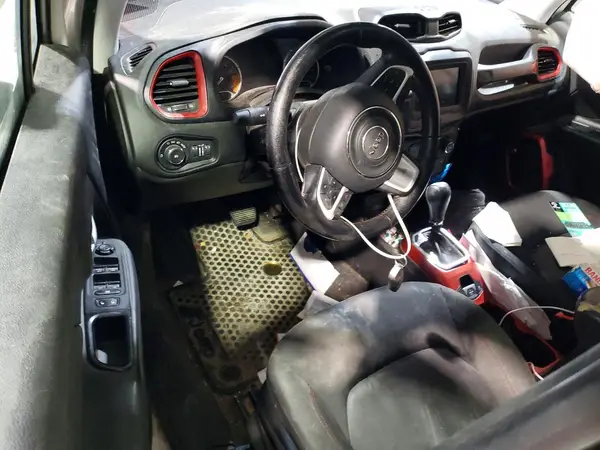 ZACCJBCB3JPG77736 2018 JEEP RENEGADE - Image 8