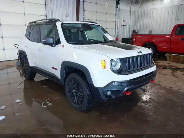 ZACCJBCB3JPG93595 2018 JEEP RENEGADE - Image 1