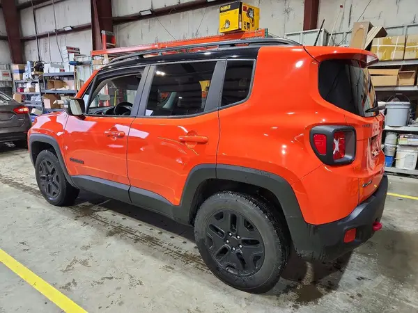 ZACCJBCB3JPG96822 2018 JEEP RENEGADE - Image 2