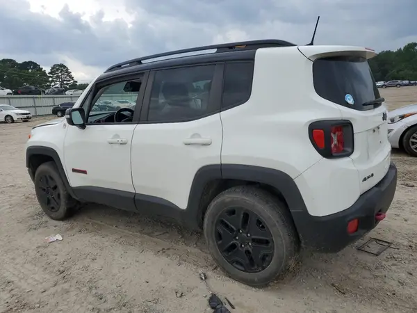 ZACCJBCB3JPH87850 2018 JEEP RENEGADE - Image 2