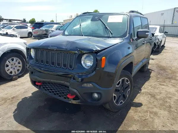 ZACCJBCB4HPE54731 2017 JEEP RENEGADE - Image 2