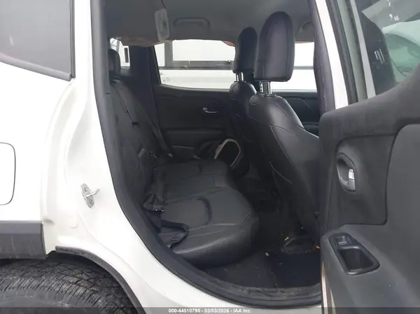 ZACCJBCB4HPE74395 2017 JEEP RENEGADE - Image 8