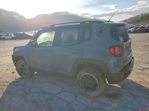 ZACCJBCB4HPE75871 2017 JEEP RENEGADE - Image 2