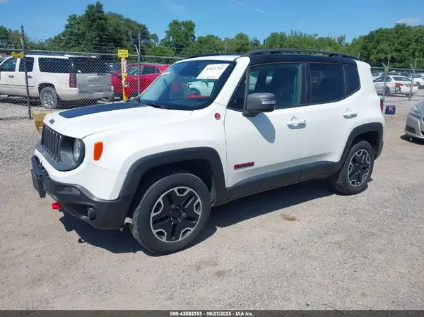 ZACCJBCB4HPE87583 2017 JEEP RENEGADE - Image 2