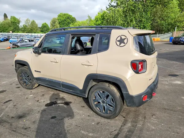 ZACCJBCB4HPE98454 2022 JEEP RENEGADE - Image 2