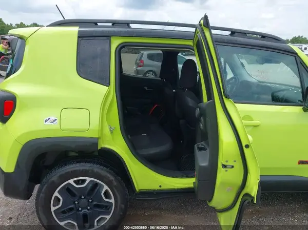 ZACCJBCB4HPF39469 2017 JEEP RENEGADE - Image 8