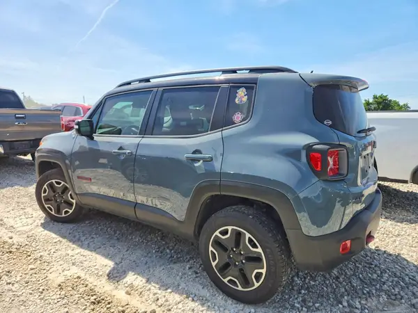 ZACCJBCB4HPG29401 2017 JEEP RENEGADE - Image 2