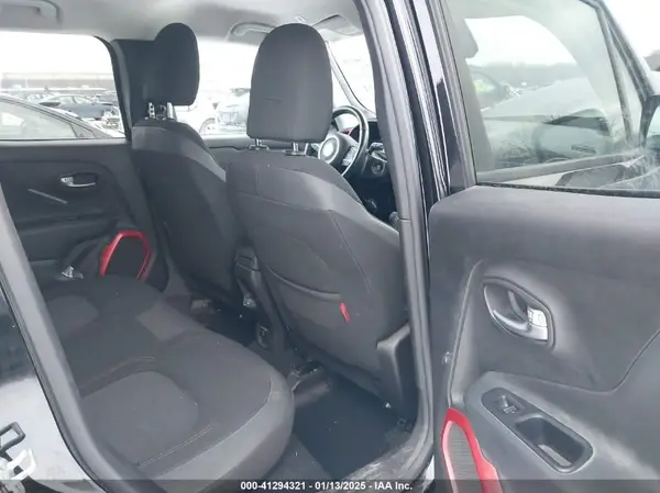 ZACCJBCB4JPG93475 2018 JEEP RENEGADE - Image 8