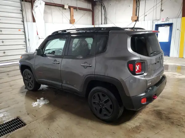 ZACCJBCB4JPG97123 2018 JEEP RENEGADE - Image 2