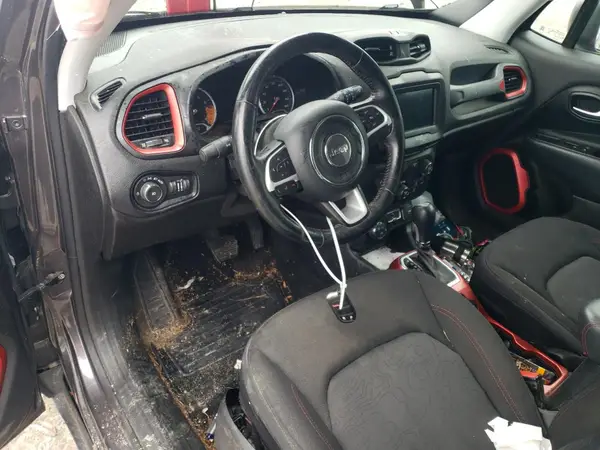 ZACCJBCB4JPH01011 2018 JEEP RENEGADE - Image 8