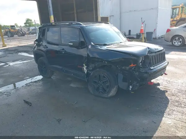 ZACCJBCB4JPH13742 2018 JEEP RENEGADE - Image 1