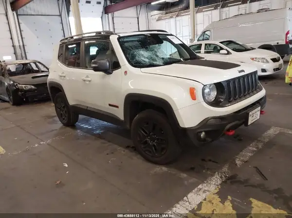 ZACCJBCB4JPH49415 2018 JEEP RENEGADE - Image 1