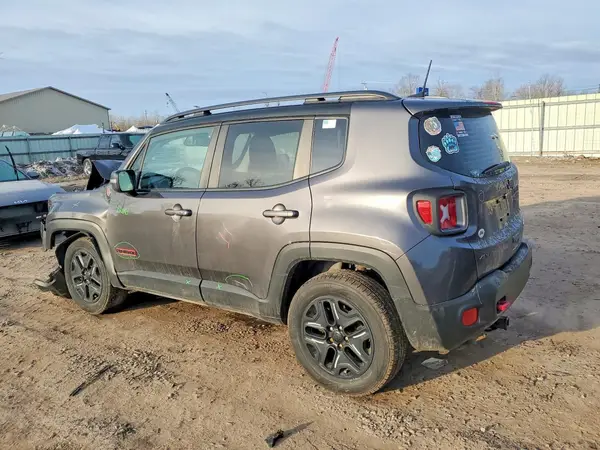 ZACCJBCB4JPH50600 2018 JEEP RENEGADE - Image 2