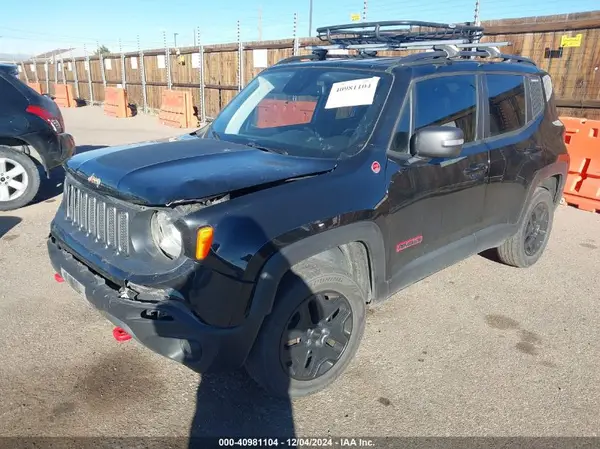 ZACCJBCB4JPJ00887 2018 JEEP RENEGADE - Image 2