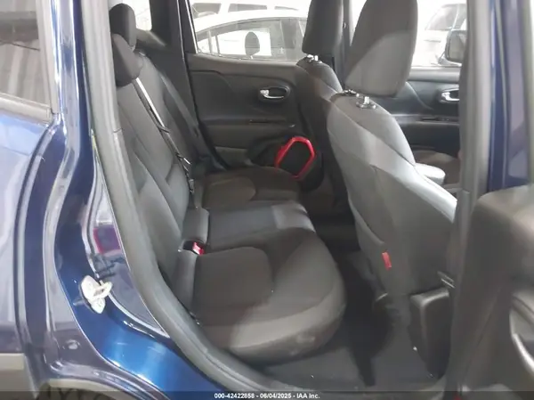 ZACCJBCB5HPE71165 2017 JEEP RENEGADE - Image 8