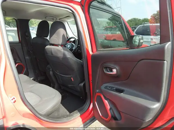ZACCJBCB5HPE74096 2017 JEEP RENEGADE - Image 8