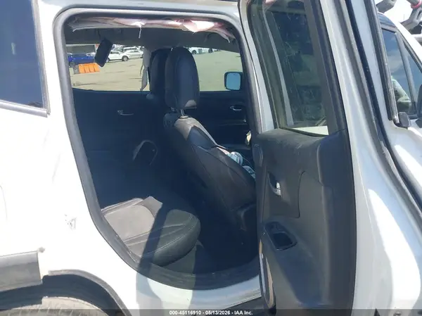ZACCJBCB5HPE85356 2017 JEEP RENEGADE - Image 8