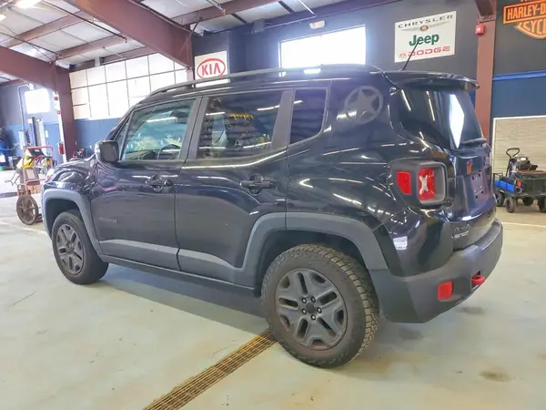 ZACCJBCB5HPF11311 2017 JEEP RENEGADE - Image 2