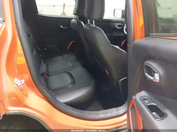 ZACCJBCB5HPF60296 2017 JEEP RENEGADE - Image 8