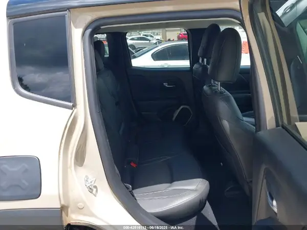 ZACCJBCB5HPF70617 2017 JEEP RENEGADE - Image 8