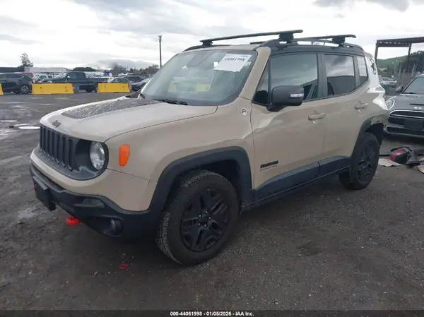 ZACCJBCB5HPF74375 2017 JEEP RENEGADE - Image 2