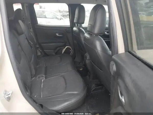 ZACCJBCB5HPF74375 2017 JEEP RENEGADE - Image 8