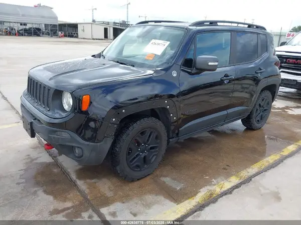 ZACCJBCB5HPF91385 2017 JEEP RENEGADE - Image 2