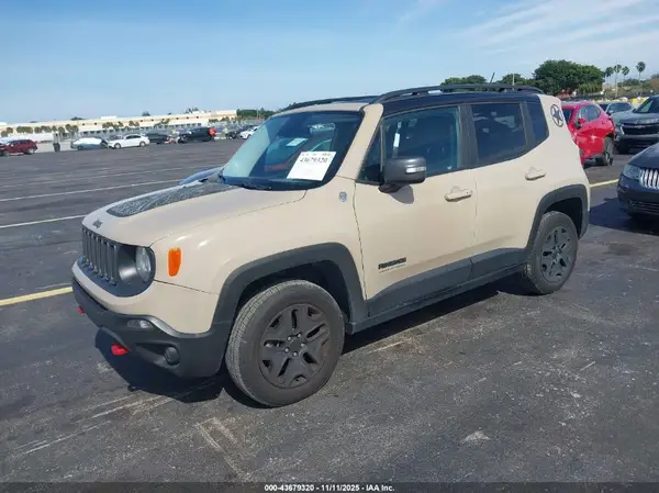 ZACCJBCB5HPF98059 2017 JEEP RENEGADE - Image 2