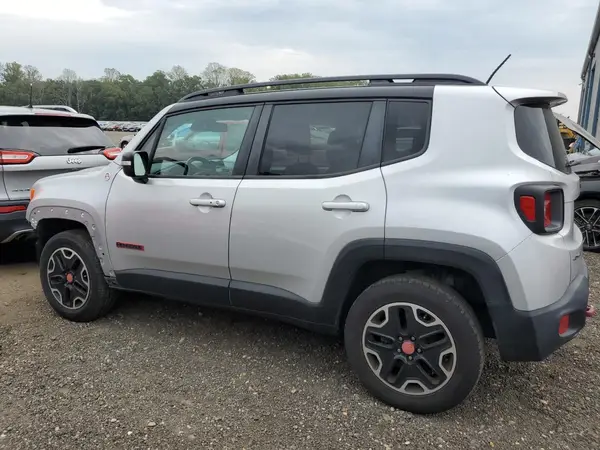 ZACCJBCB5HPG38544 2017 JEEP RENEGADE - Image 2