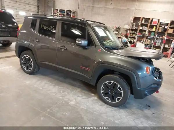 ZACCJBCB5HPG55800 2017 JEEP RENEGADE - Image 1