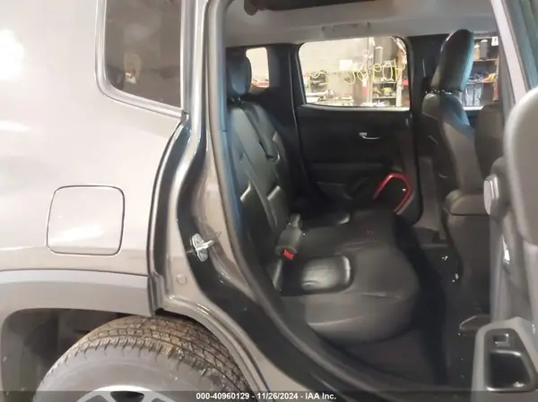 ZACCJBCB5HPG55800 2017 JEEP RENEGADE - Image 8