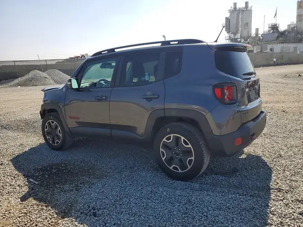 ZACCJBCB5HPG57353 2017 JEEP RENEGADE - Image 2