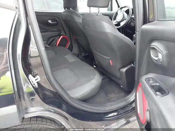 ZACCJBCB5HPG58079 2017 JEEP RENEGADE - Image 8