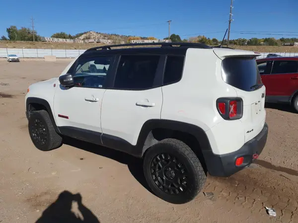 ZACCJBCB5JPG82856 2018 JEEP RENEGADE - Image 2