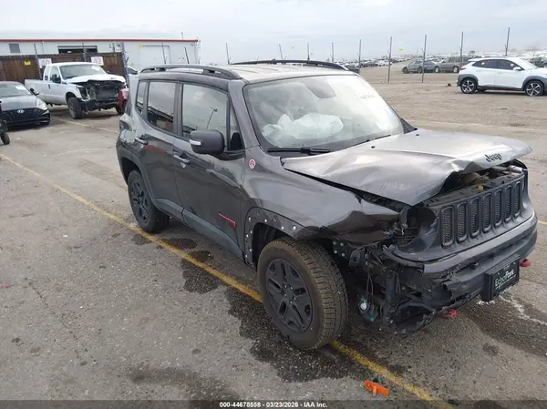 ZACCJBCB5JPJ02700 2018 JEEP RENEGADE - Image 1