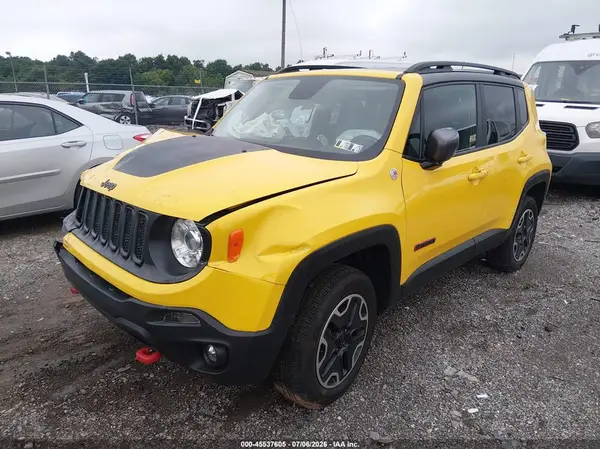 ZACCJBCB6HPE49100 2017 JEEP RENEGADE - Image 2
