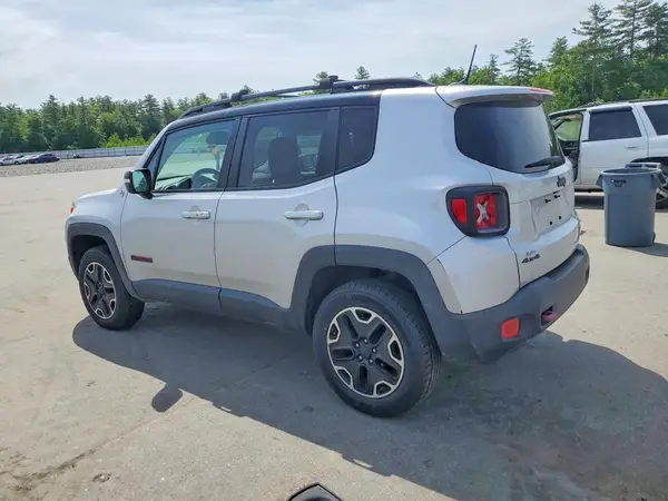 ZACCJBCB6HPE90677 2017 JEEP RENEGADE - Image 2