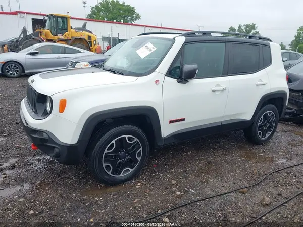 ZACCJBCB6HPE96608 2017 JEEP RENEGADE - Image 2