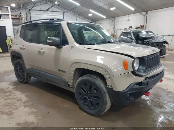 ZACCJBCB6HPE97998 2017 JEEP RENEGADE - Image 1