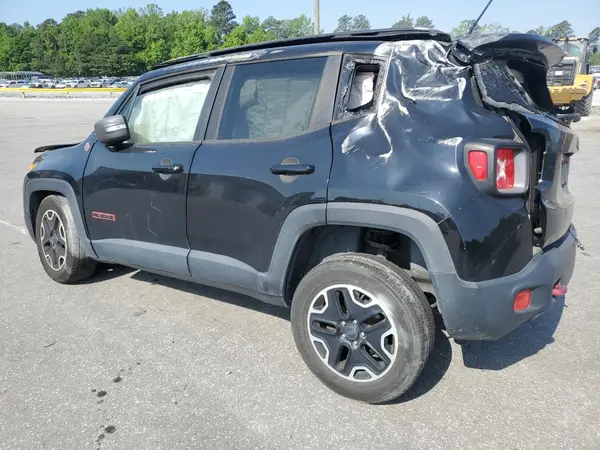 ZACCJBCB6HPF19675 2017 JEEP RENEGADE - Image 2