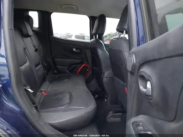 ZACCJBCB6HPF32376 2017 JEEP RENEGADE - Image 8