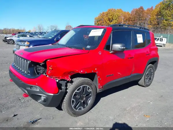 ZACCJBCB6HPF77768 2017 JEEP RENEGADE - Image 2