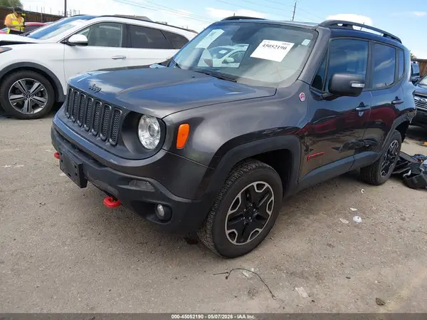 ZACCJBCB6HPG31148 2017 JEEP RENEGADE - Image 2