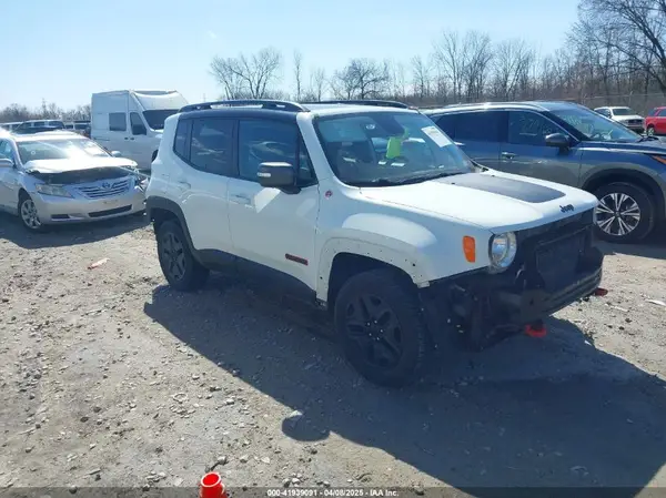 ZACCJBCB6JPG71929 2018 JEEP RENEGADE - Image 1