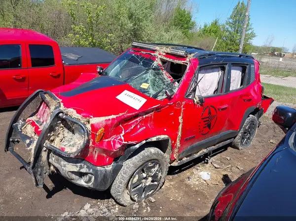ZACCJBCB6JPH02872 2018 JEEP RENEGADE - Image 2