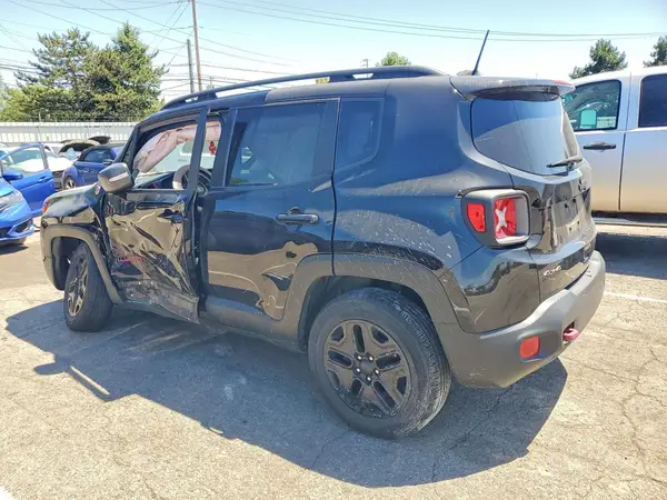 ZACCJBCB6JPH04931 2018 JEEP RENEGADE - Image 2